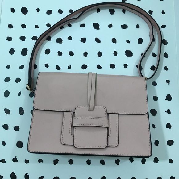 Pink shoulder bag. Borse In Pelle Made in Italy...